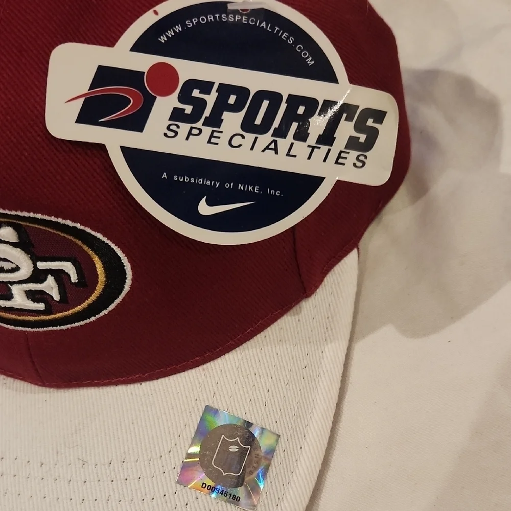 Sports Specialties by Nike Vintage Red and White SF 49ers Hat